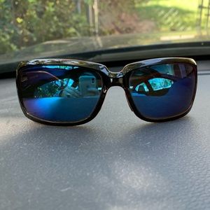 Costa Del Mar “Isabela” sunglasses.